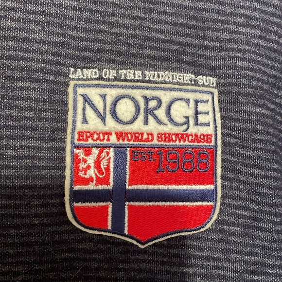 DISNEY EPCOT NORWAY Hooded Sweatshirt - Picture 3 of 4
